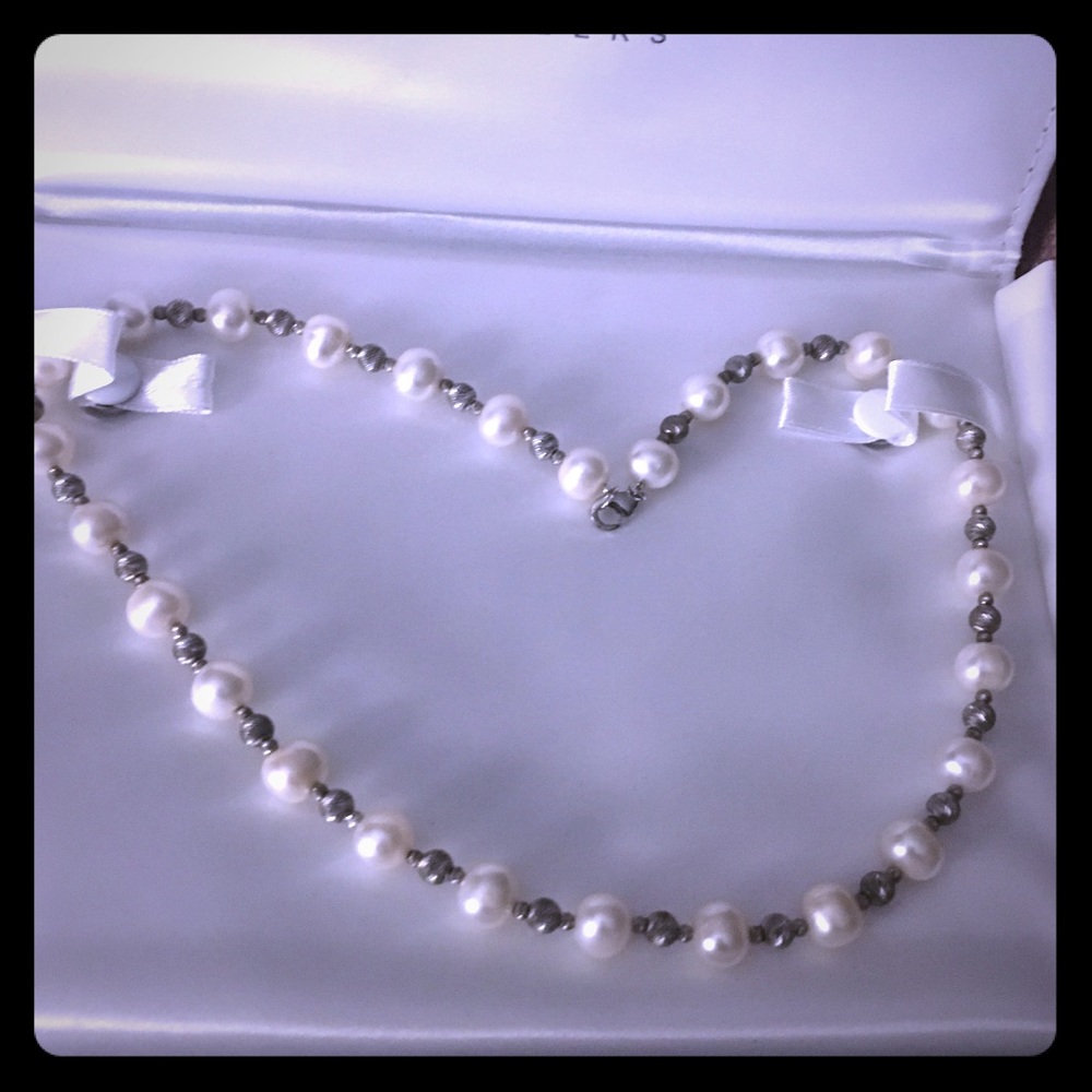 Sterling Silver 18’’ Fresh Water Pearl Necklace